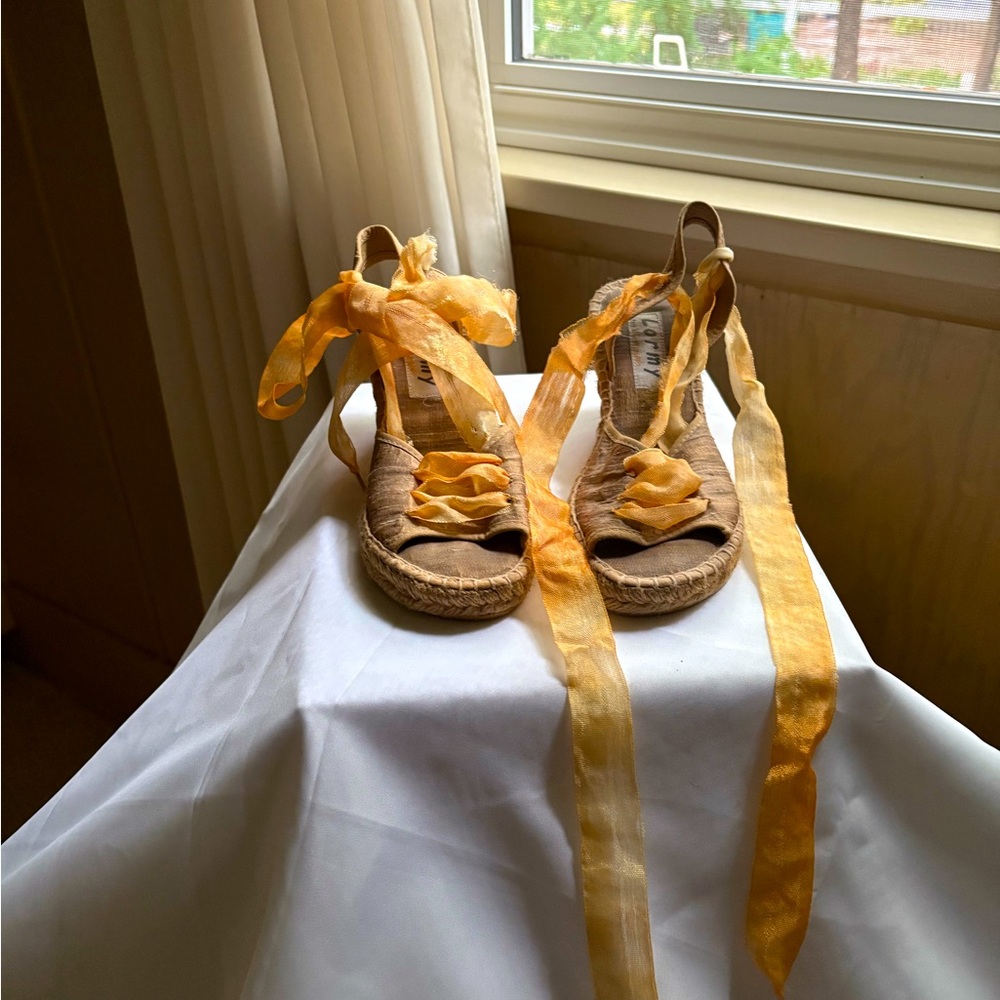 Silky linen wrap sandals with ribbon size 36